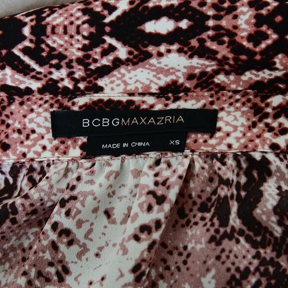 BCBGMAXAZRIA Animal print button-down top size XS - Picture 2 of 4